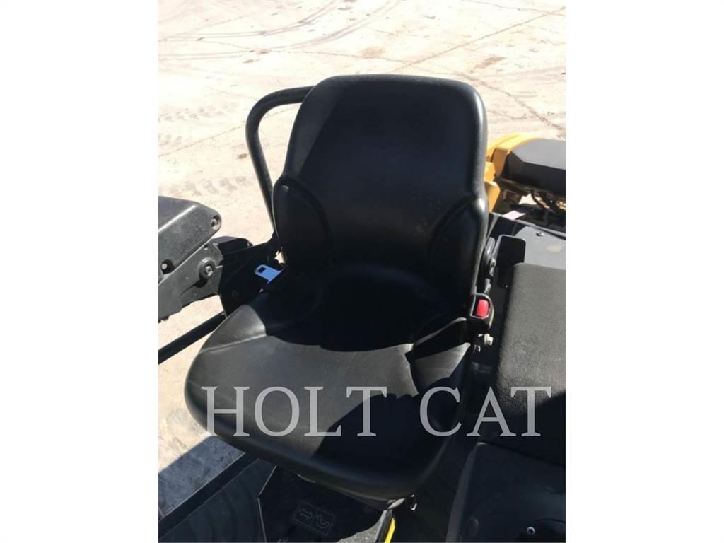 CAT CB13 Egydobos hengerek