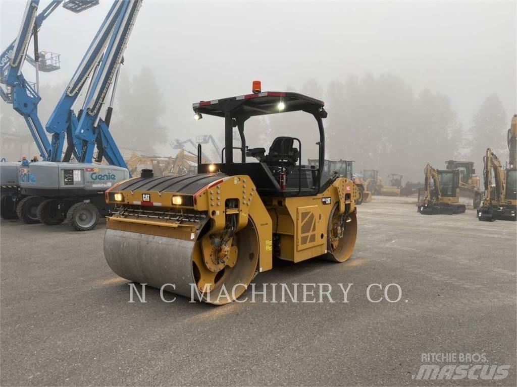 CAT CB13 Aszfalt terítõ gépek