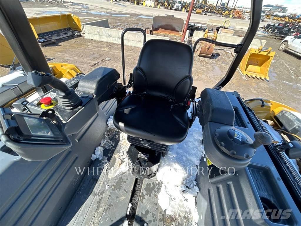 CAT CB15 CW VV Ikerdobos hengerek