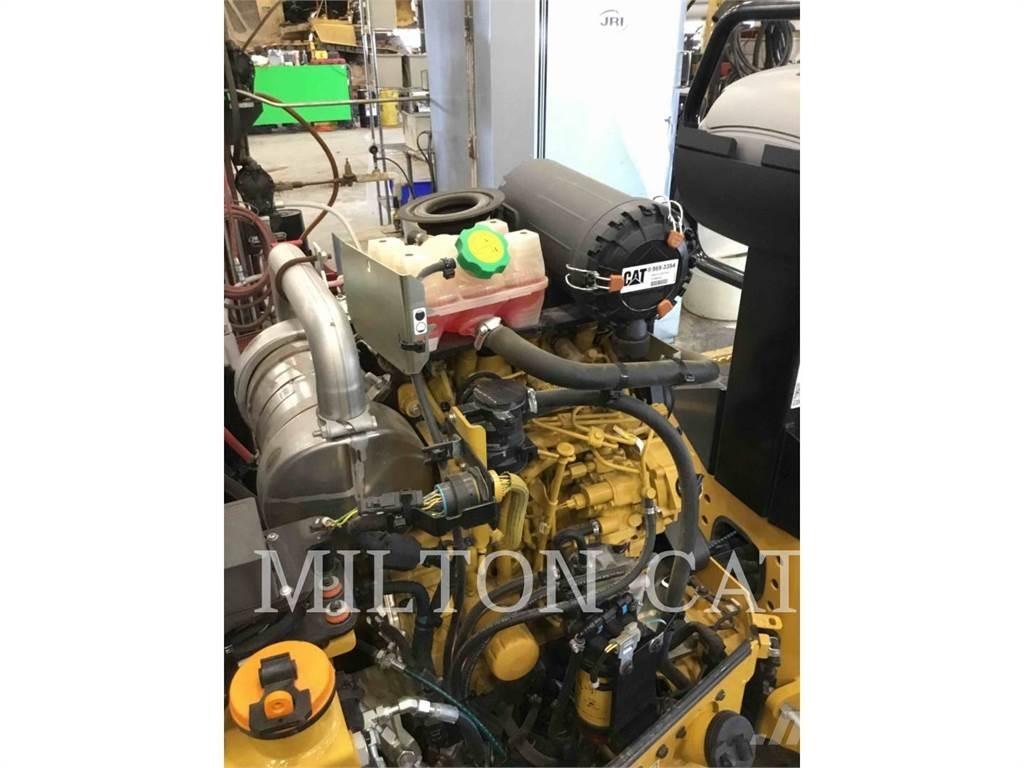 CAT CB2.5 Talajtömörítő gépek
