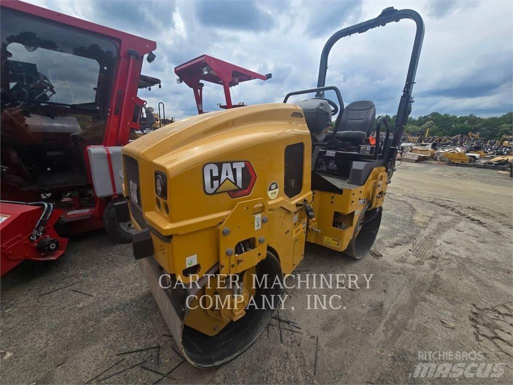 CAT CB2.5 Talajtömörítő gépek