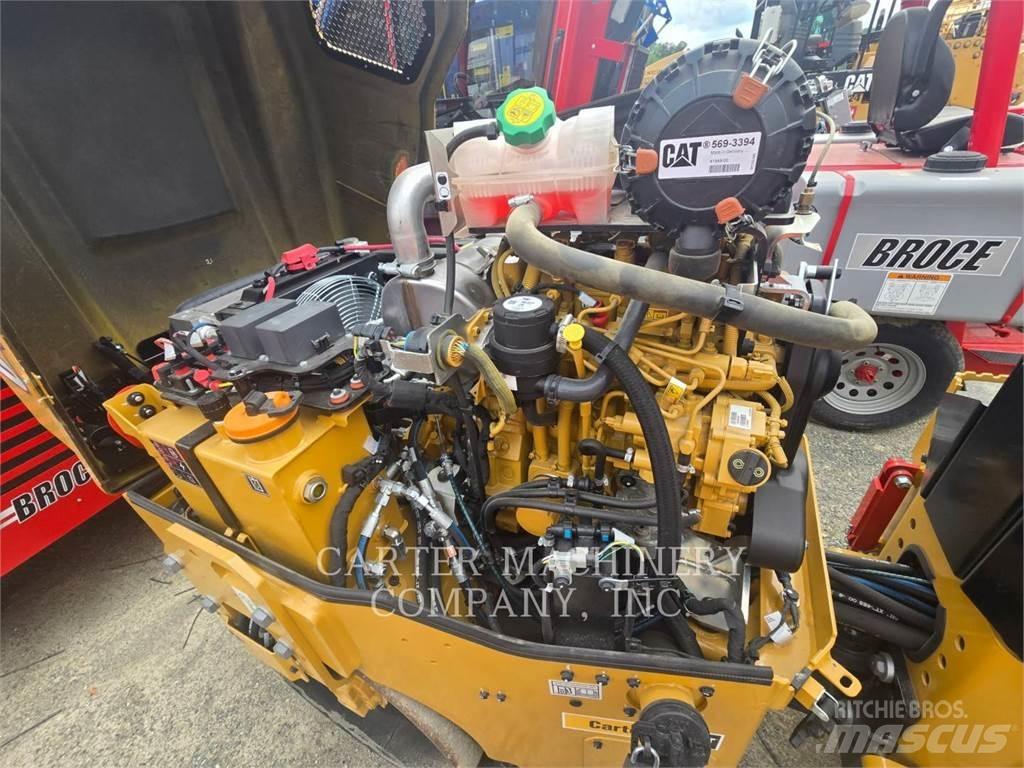 CAT CB2.5 Talajtömörítő gépek