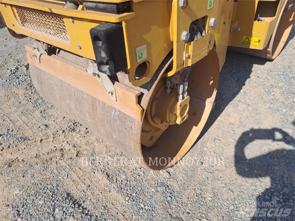 CAT CB2.5 Talajtömörítő gépek