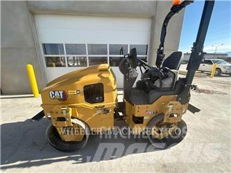 CAT CB2.7 Ikerdobos hengerek