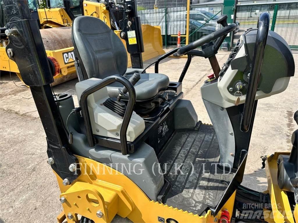 CAT CB2.7 Talajtömörítő gépek