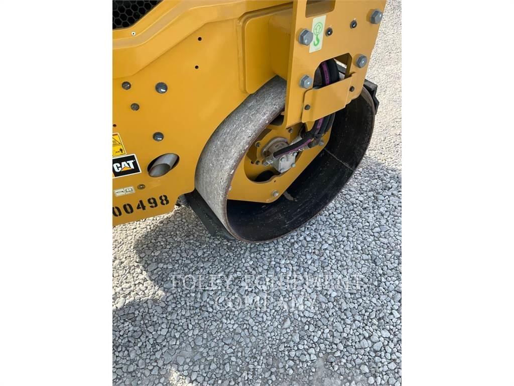 CAT CB2.7-03 Talajtömörítő gépek