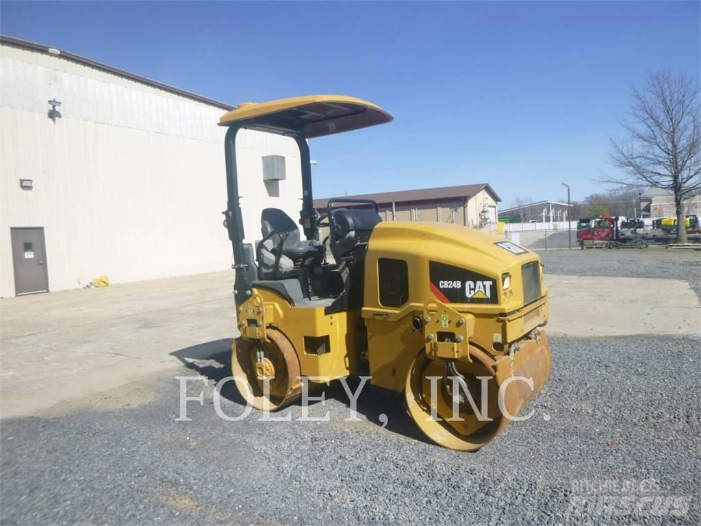 CAT CB24B Ikerdobos hengerek