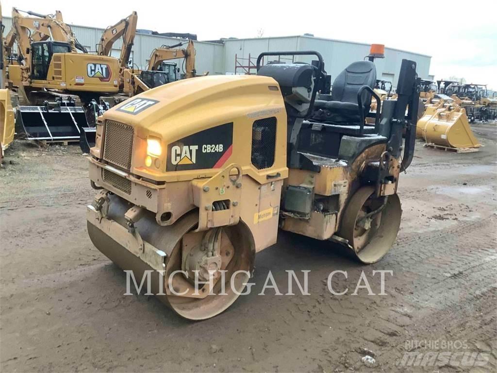 CAT CB24B Ikerdobos hengerek