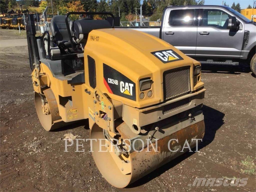 CAT CB24B Ikerdobos hengerek