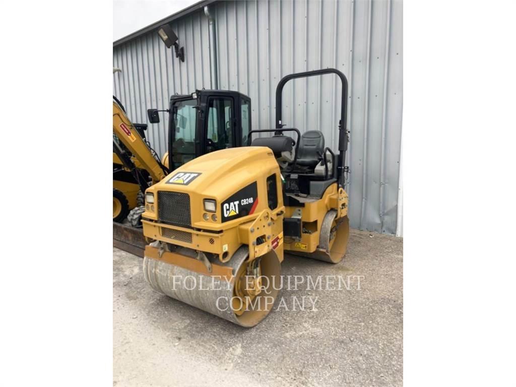CAT CB24B Talajtömörítő gépek