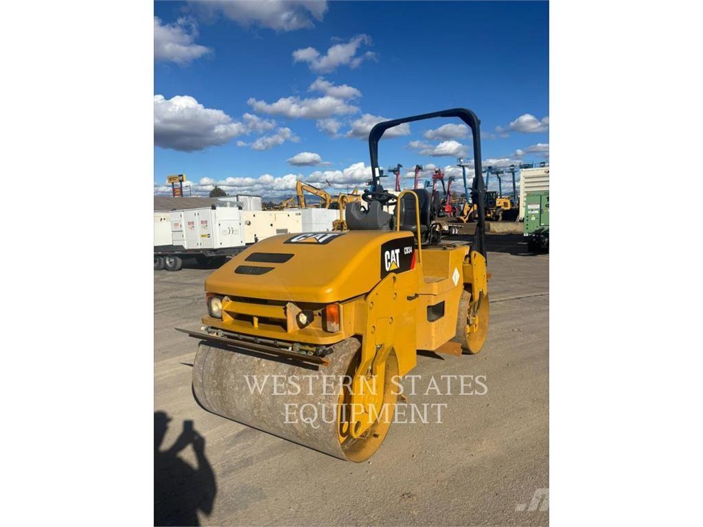 CAT CB34 Ikerdobos hengerek