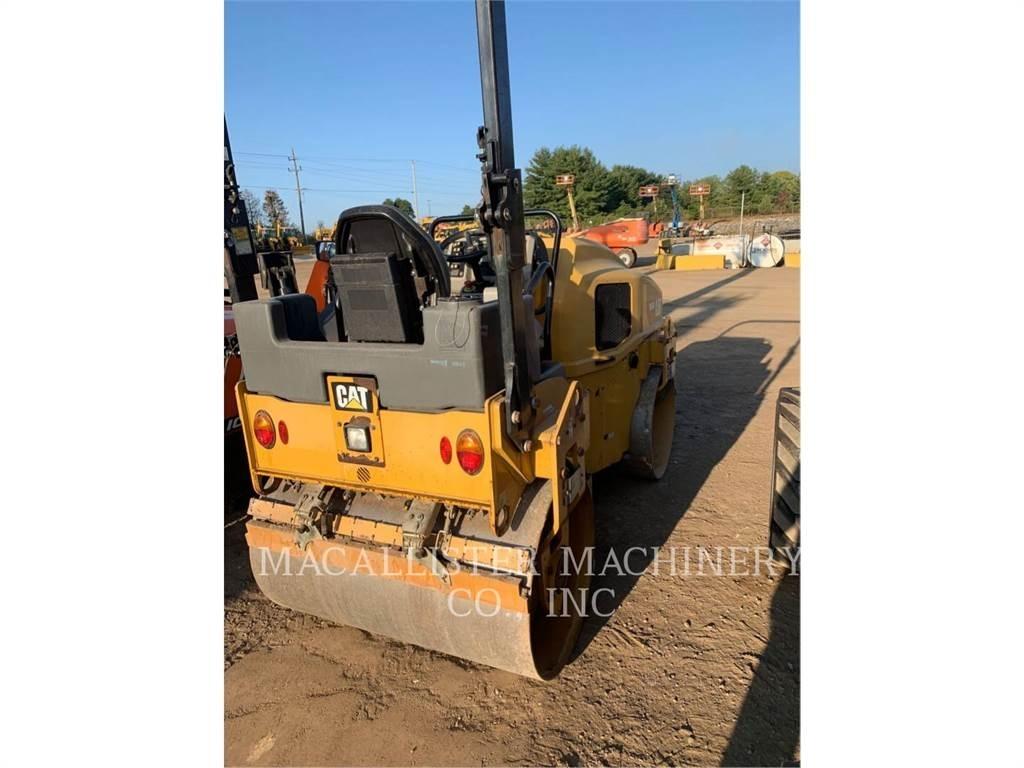 CAT CB34B Ikerdobos hengerek