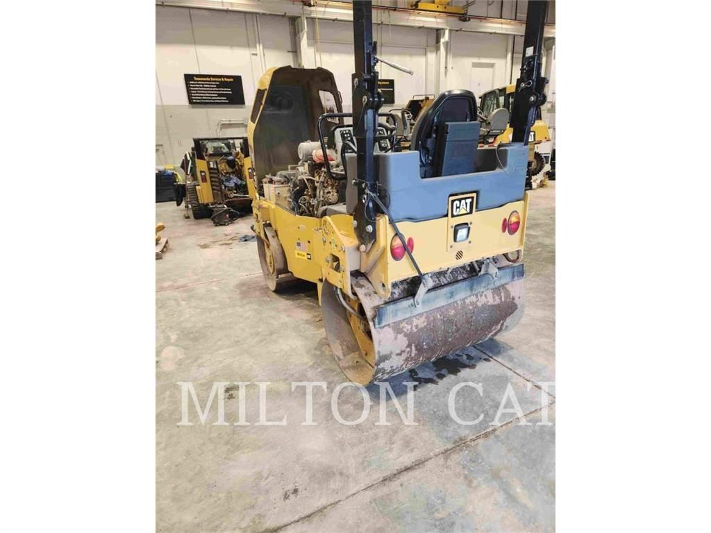 CAT CB34B Ikerdobos hengerek