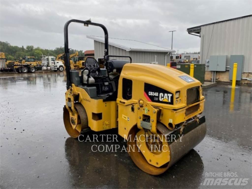 CAT CB34B XW Talajtömörítő gépek