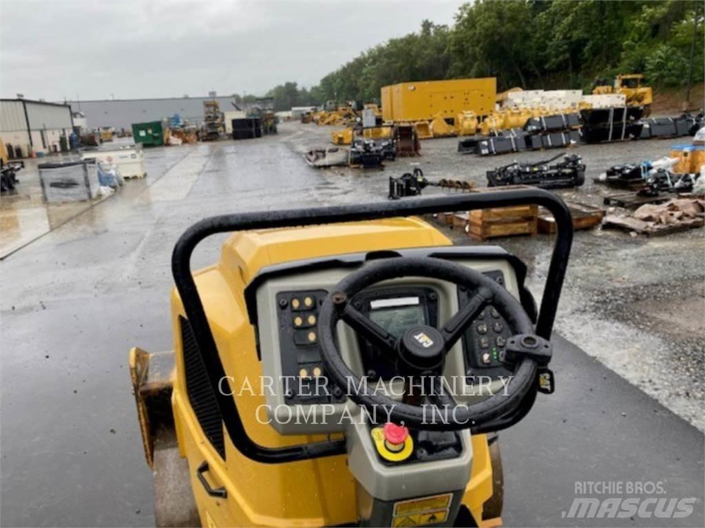 CAT CB34B XW Talajtömörítő gépek