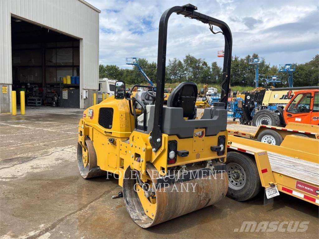 CAT CB4.0-03 Talajtömörítő gépek