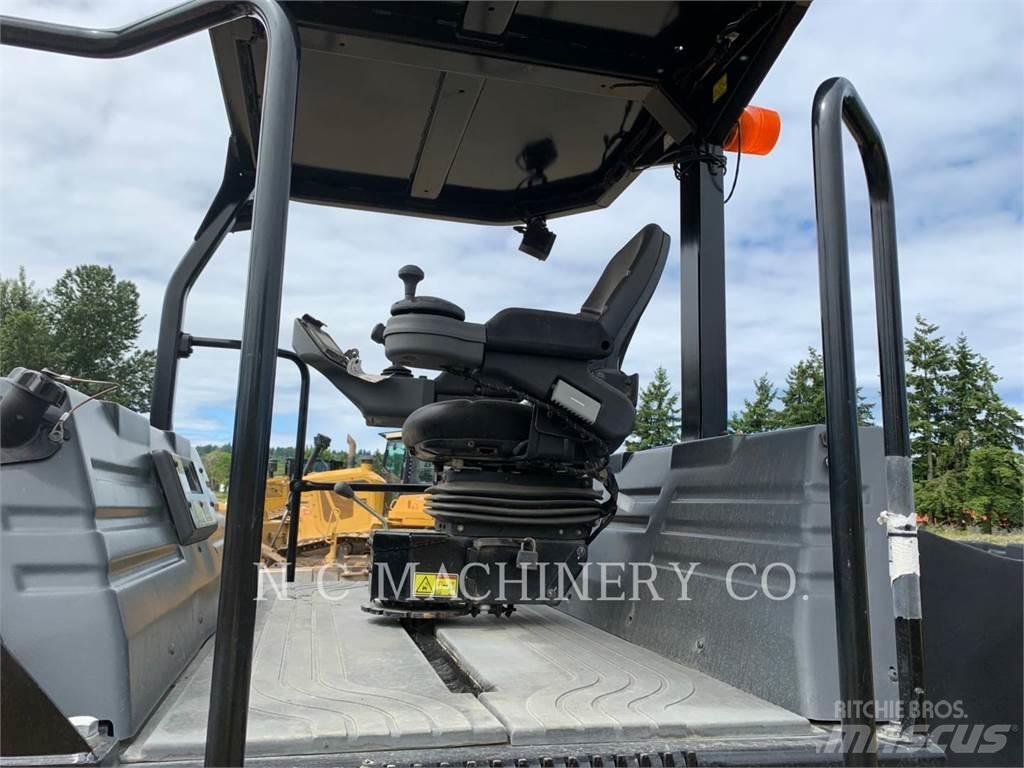 CAT CB66B Aszfalt terítõ gépek