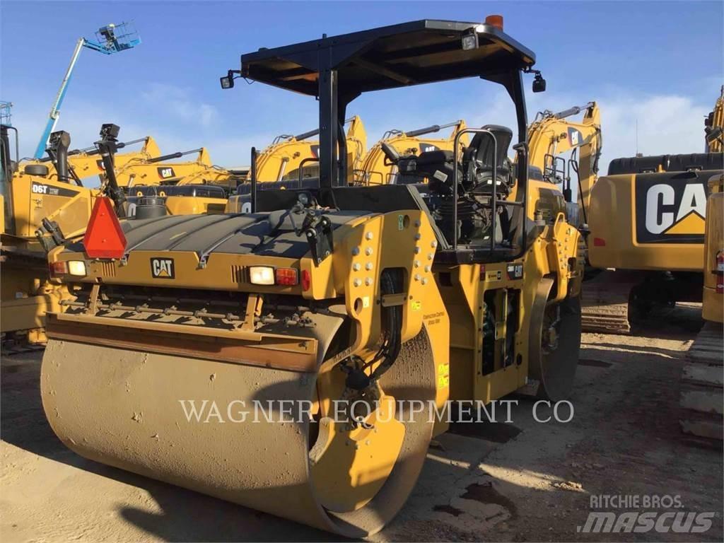 CAT CB68B Talajtömörítő gépek