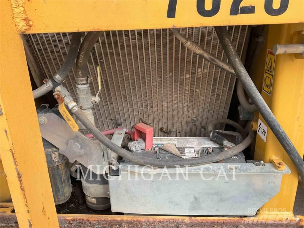 CAT CD54 Ikerdobos hengerek