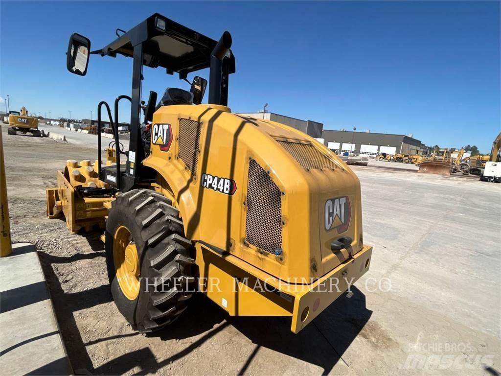 CAT CP44B Egydobos hengerek