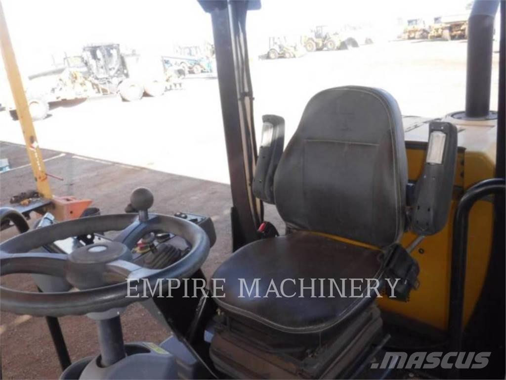 CAT CP44B Egydobos hengerek