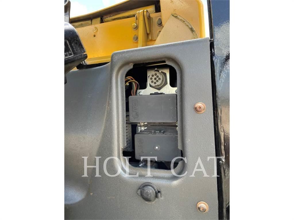 CAT CP54B Egydobos hengerek