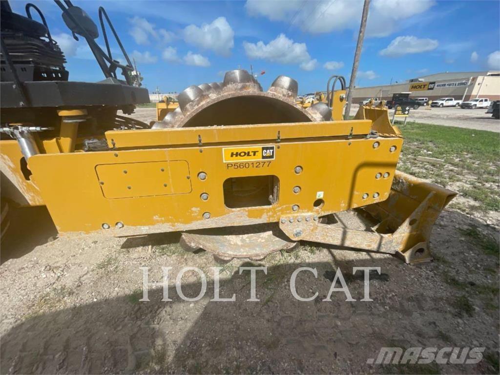 CAT CP56B Talajtömörítő gépek
