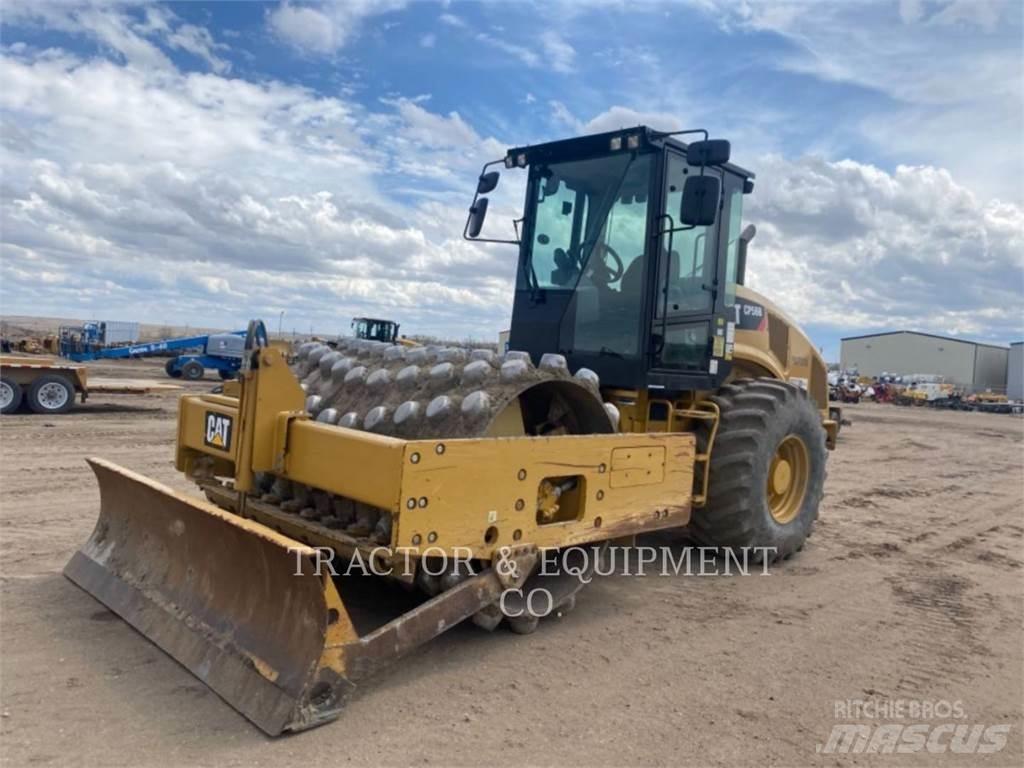 CAT CP56B Aszfalt terítõ gépek