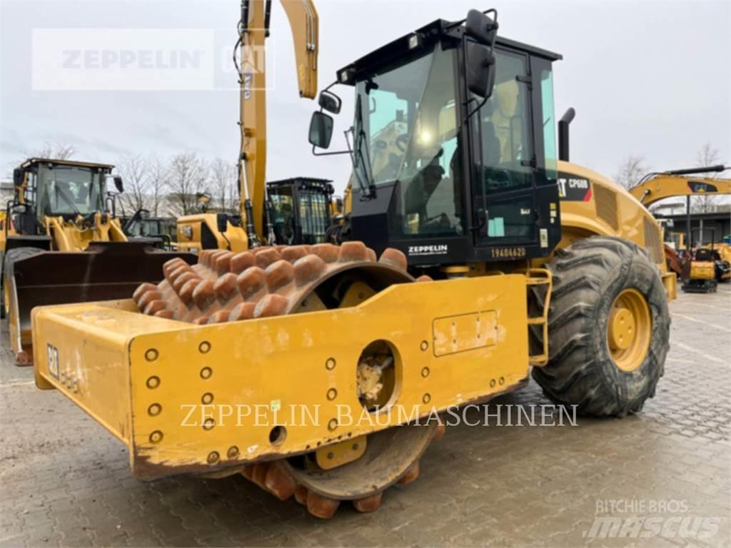 CAT CP68B Talajtömörítő gépek