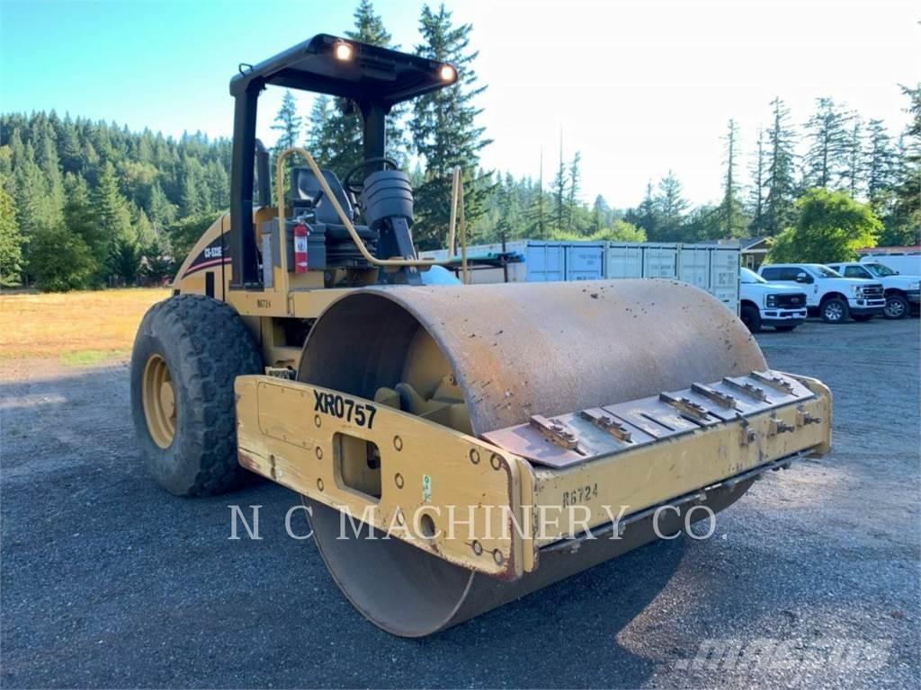 CAT CS-533E Aszfalt terítõ gépek