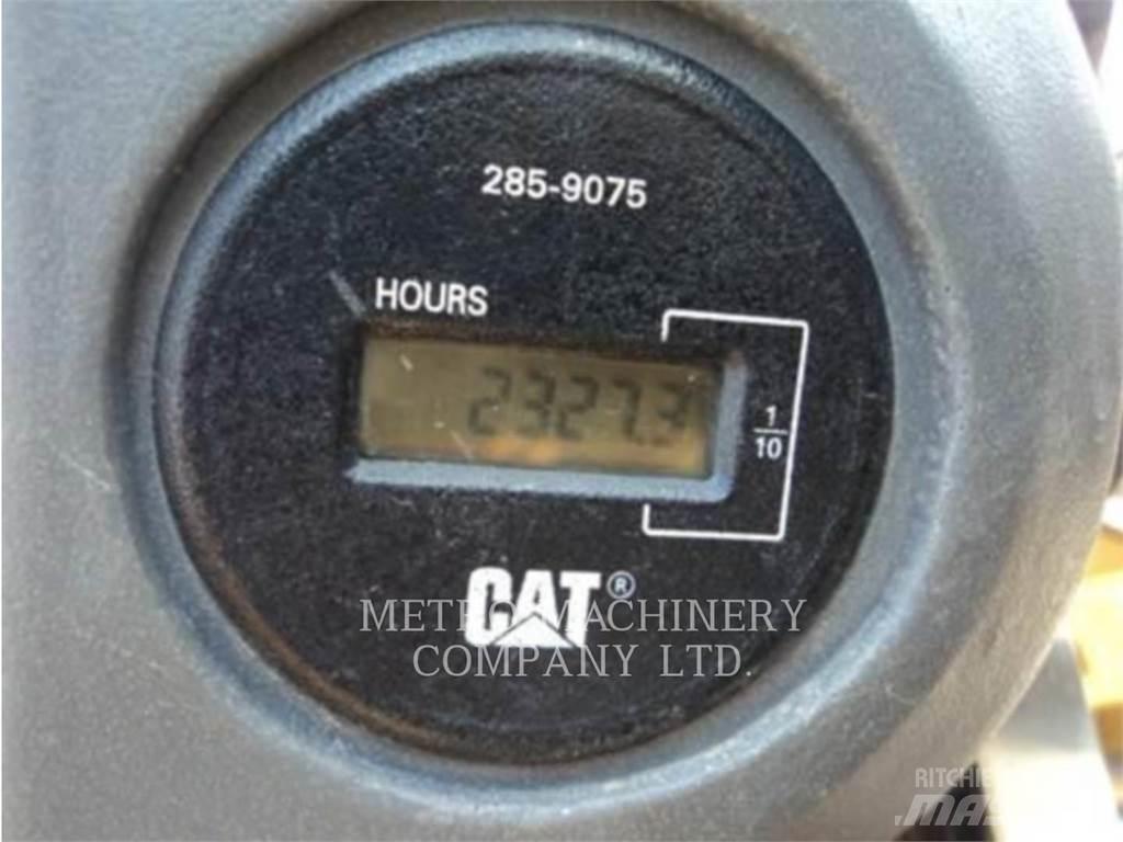 CAT CS-533E Egydobos hengerek