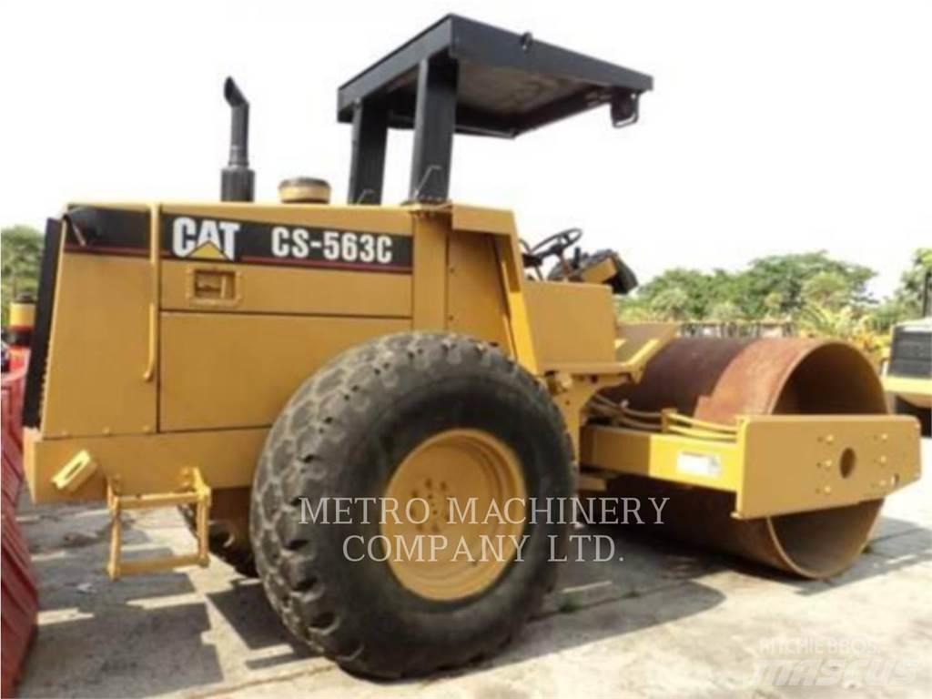 CAT CS-563CAW Egydobos hengerek