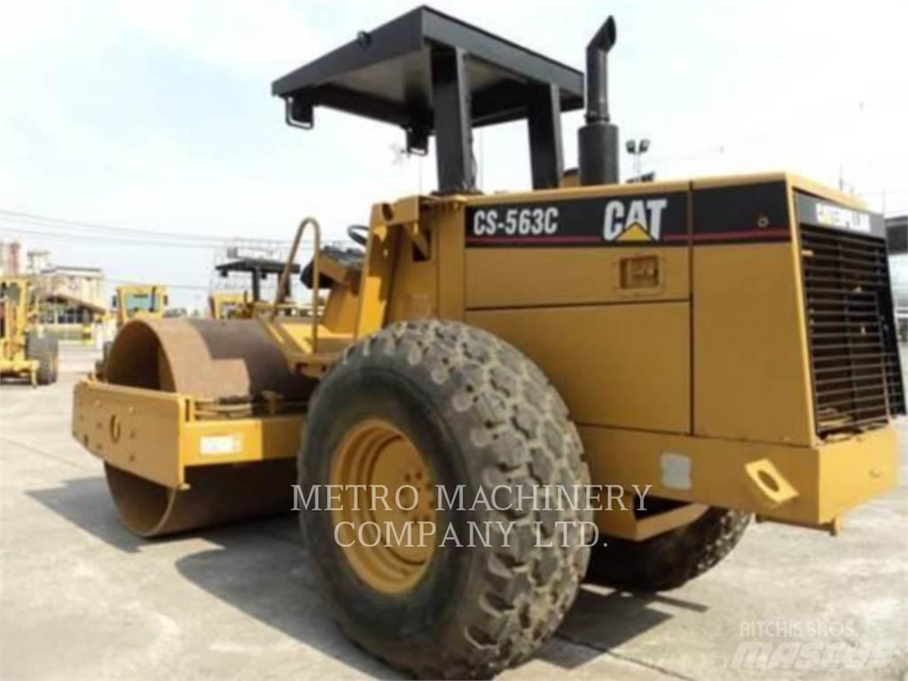 CAT CS-563CAW Egydobos hengerek