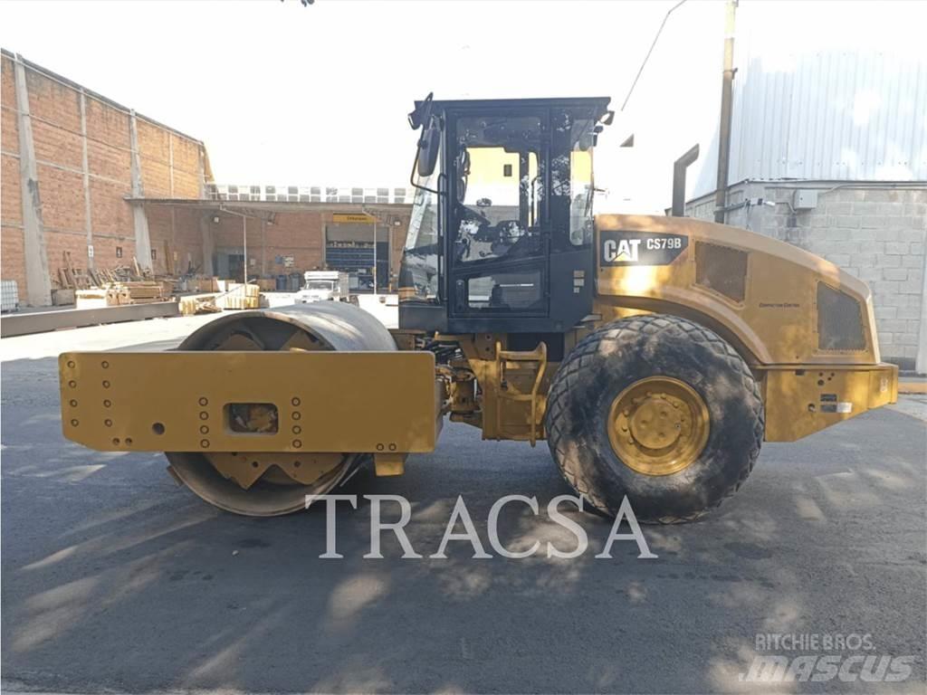CAT CS 79 B Egydobos hengerek