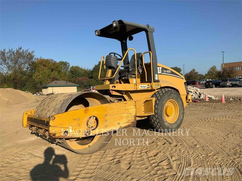 CAT CS433E Egydobos hengerek