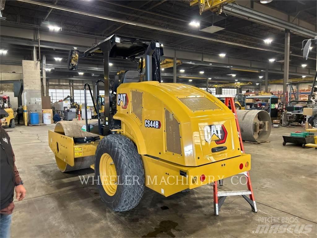CAT CS44B Egydobos hengerek