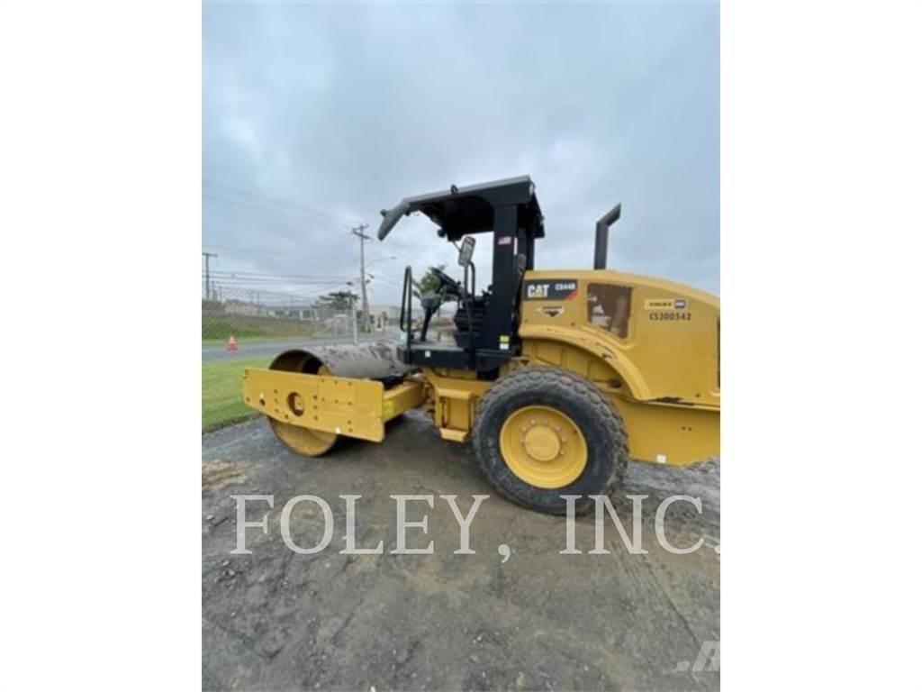 CAT CS44B Egydobos hengerek