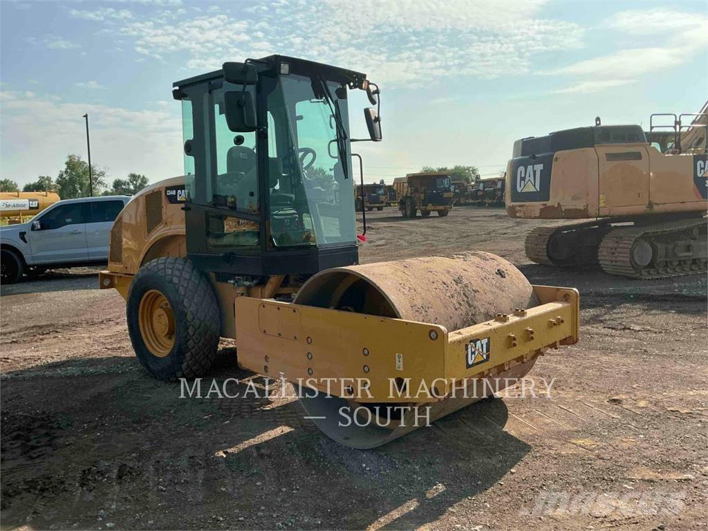 CAT CS44B Egydobos hengerek