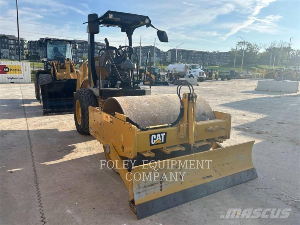 CAT CS44B Talajtömörítő gépek