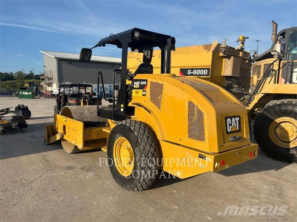 CAT CS44B Talajtömörítő gépek