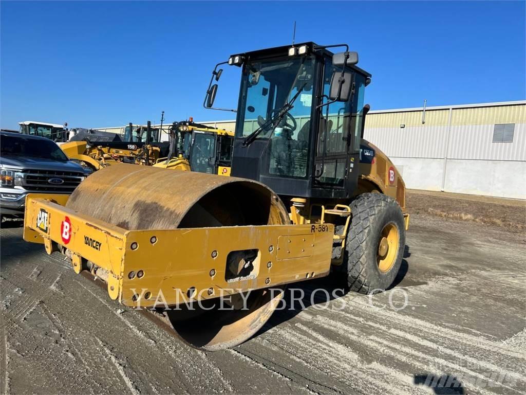 CAT CS54B Talajtömörítő gépek