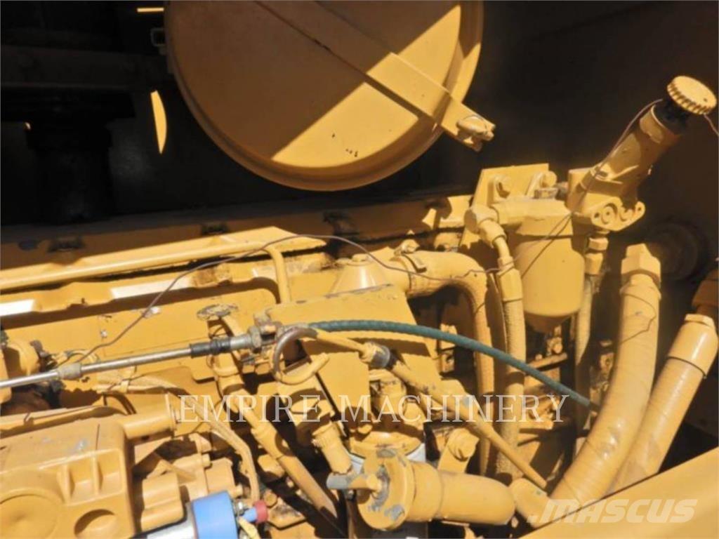 CAT CS563C Egydobos hengerek