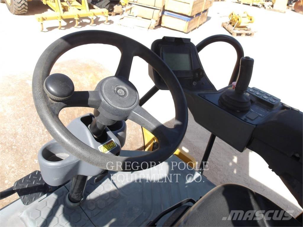 CAT CS56B Egydobos hengerek