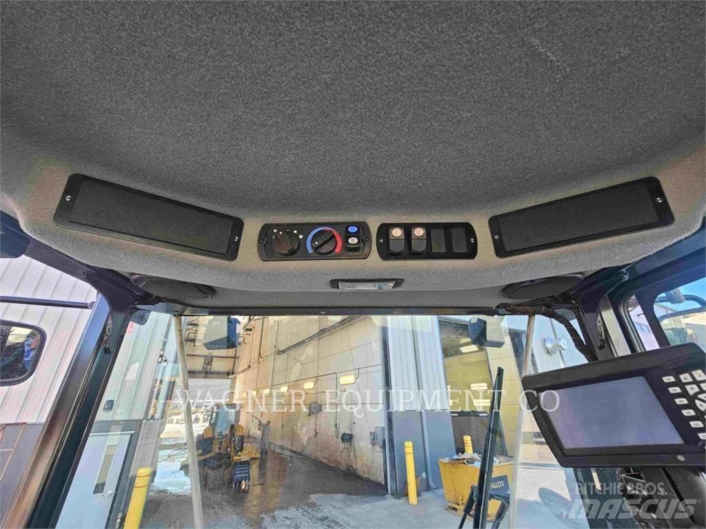 CAT CS56B Talajtömörítő gépek