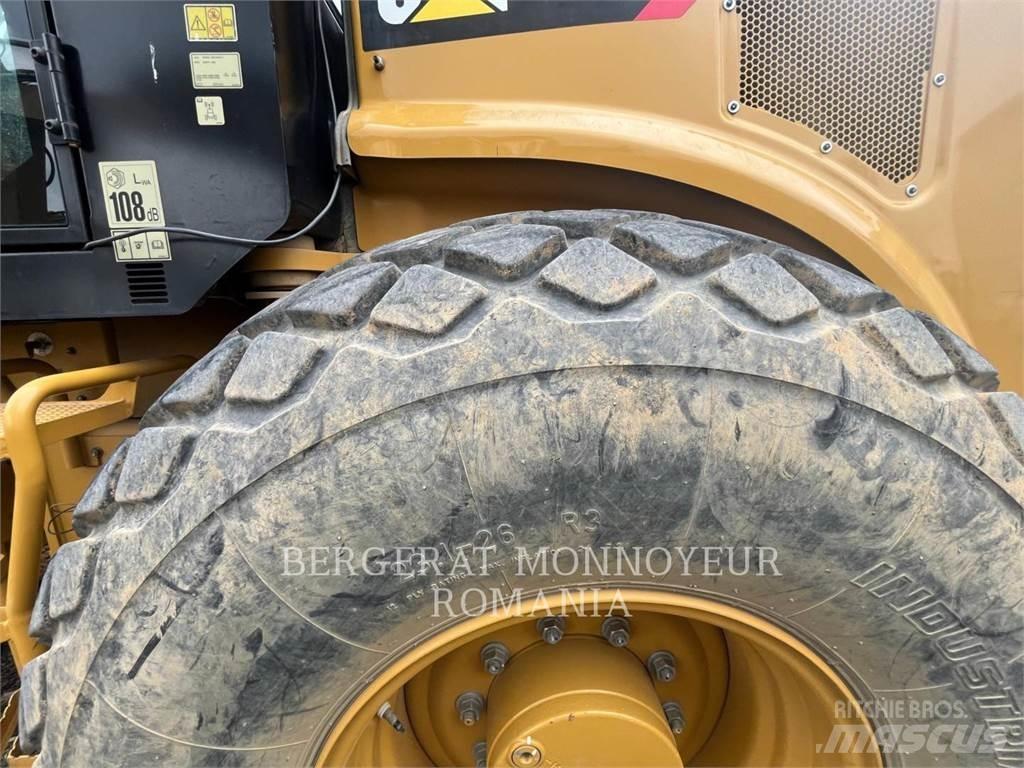 CAT CS64B Egydobos hengerek