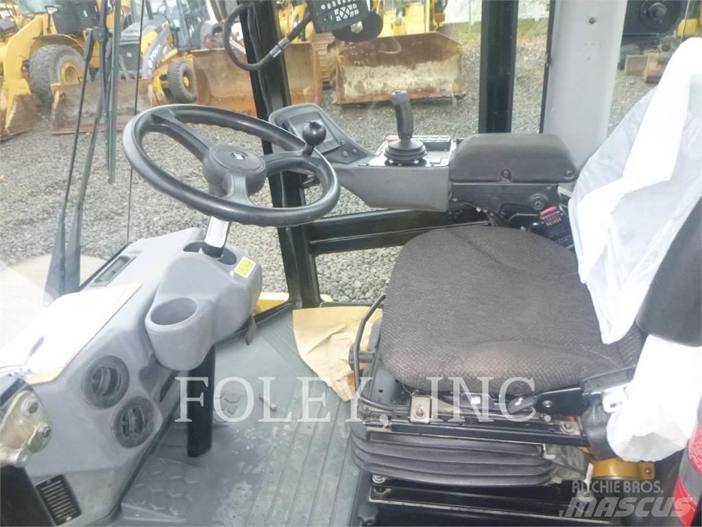 CAT CS68B Egydobos hengerek