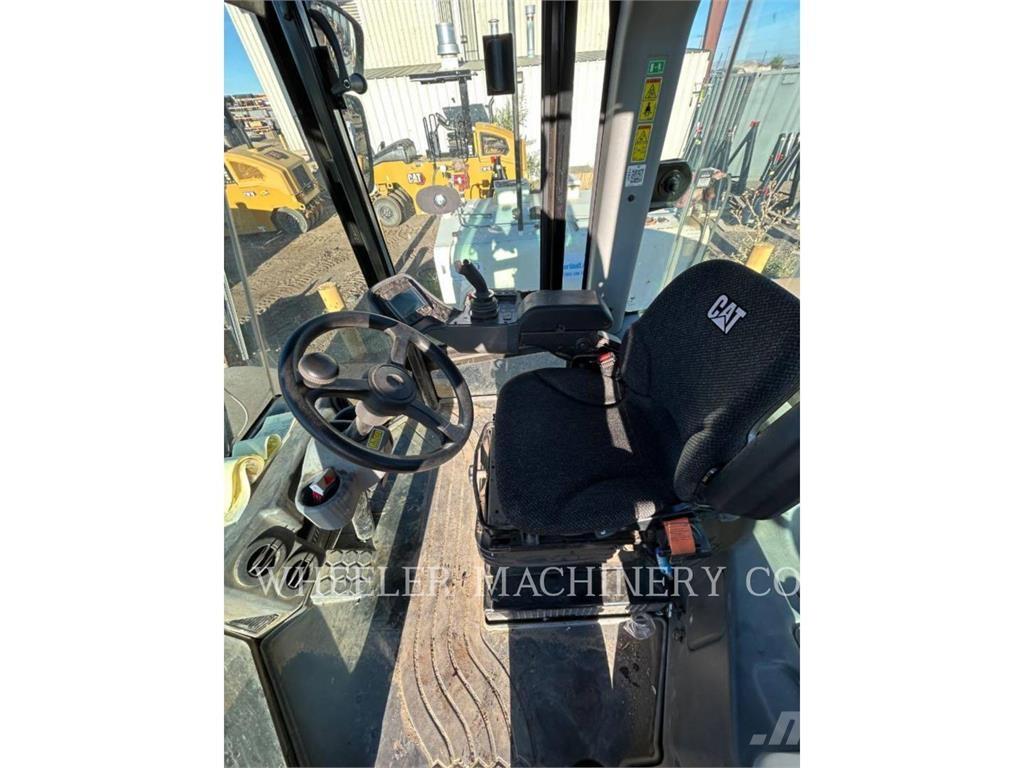 CAT CS74B Egydobos hengerek