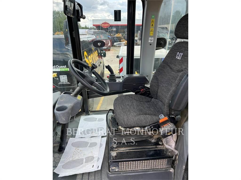 CAT CS74B 4F Talajtömörítő gépek