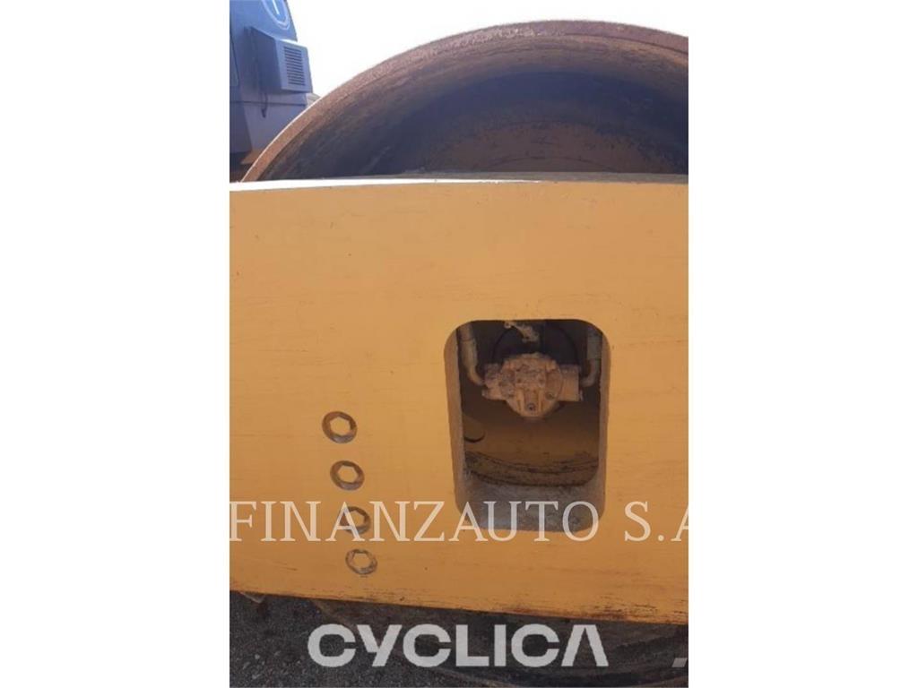 CAT CS76XTFV Egydobos hengerek