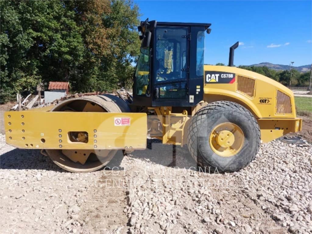 CAT CS78B Egydobos hengerek